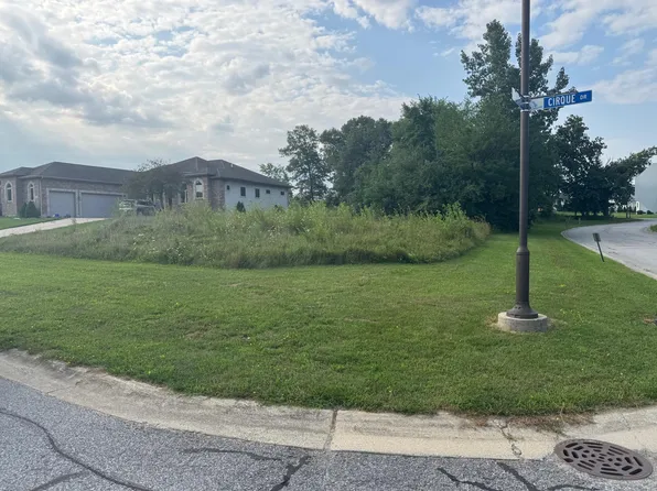 783 Cirque Dr, Crown Point, IN 46307