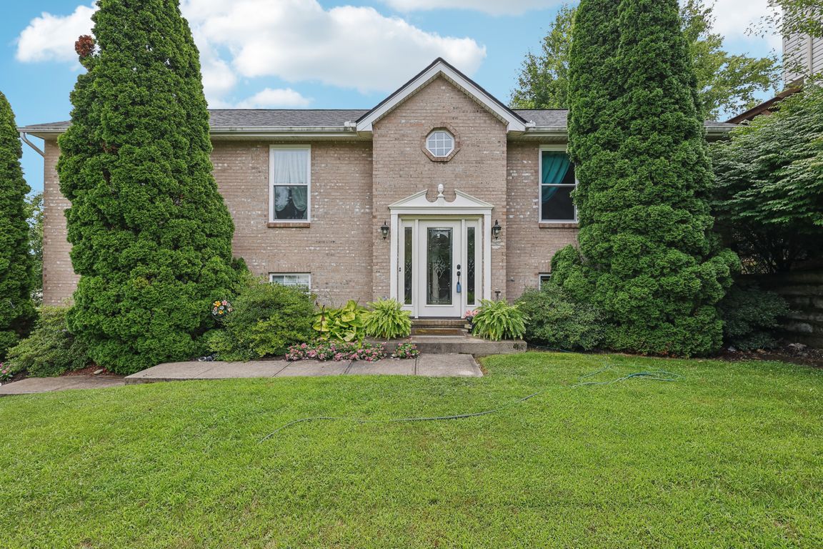 Aspen Ct-S2207-001.jpg