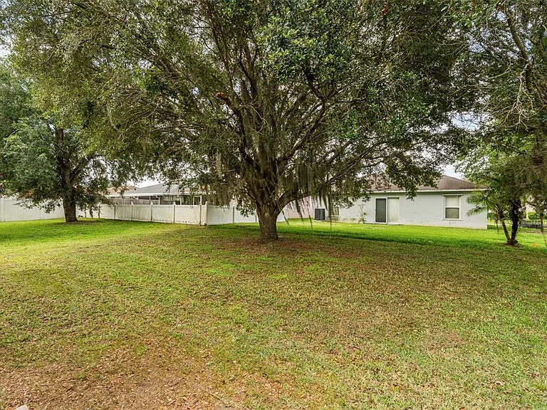 16918 Corner Hill Ct — Photo 22