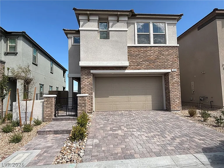 456 Clover Bar Ln — Photo 1