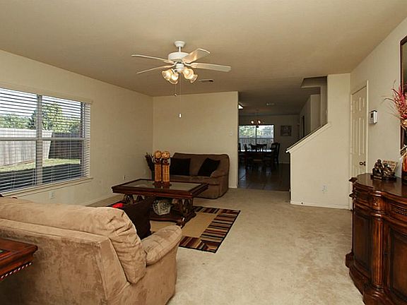 Beautiful living room with lots of light.