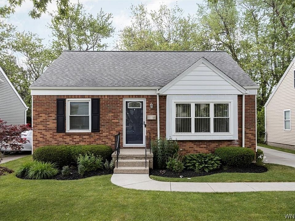 1st image of 251 Callodine Ave