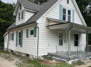 2910 SW 17th St, Topeka, KS 66604