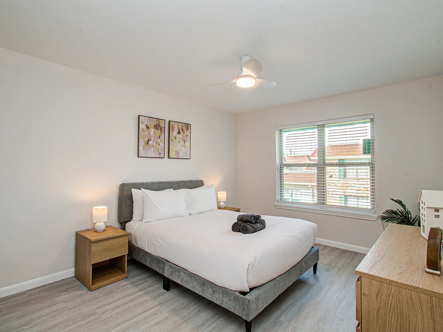 1 bed, 598 sqft, $3,000 — Photo 3