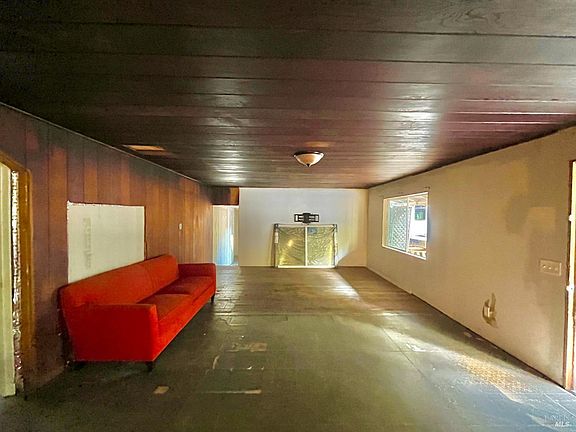 5th image of 880 Exley Lane