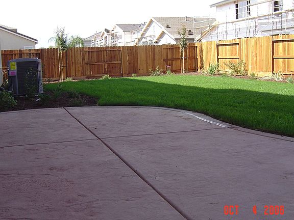 large 7500 sq ft lot