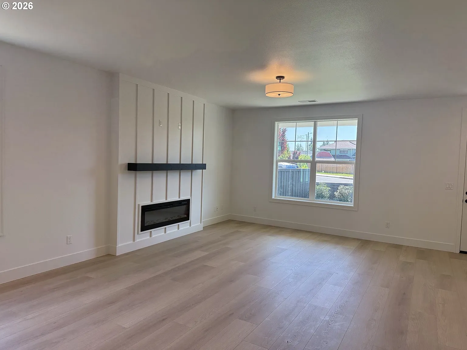 3 bed, 1800 sqft, $3,200 — Photo 3