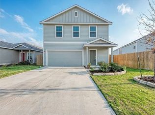 817 Circle Way, Jarrell, TX 76537