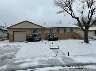 30 Macarthur Rd, Pueblo, CO 81001