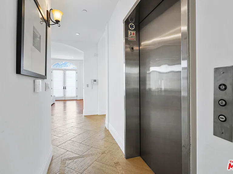 420 S Hamel Rd #Penthouse 1 — Photo 4