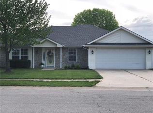 105 NW Amanda Ct, Grain Valley, MO 64029