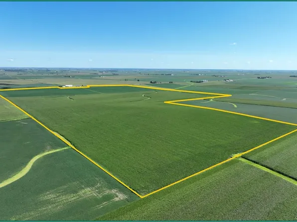 67th St, Van Horne, IA 52346