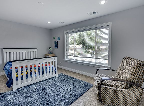 5th image of 7746 W Sunset Dr