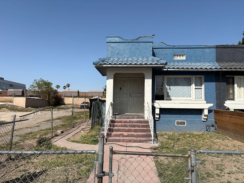 2nd image of 540 N Sierra Way