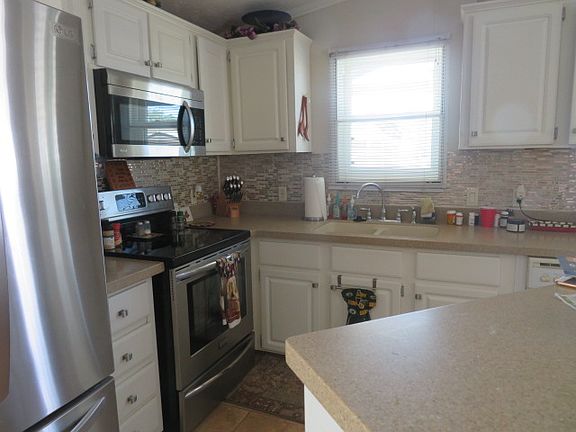 3rd image of 479 Chickadee Ct