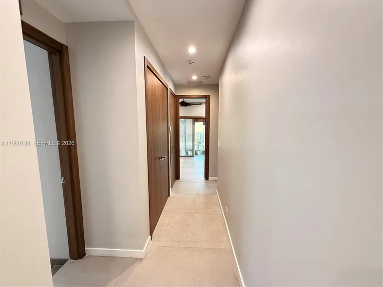 3200 NE 165th St — Photo 16