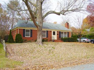 1705 Friar Tuck Rd, Greensboro, NC 27408