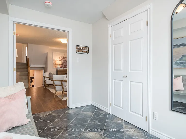 830 Merritt Dr #MAIN — Photo 3