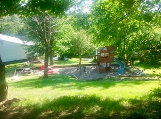 11 Sunset Dr, Martins Ferry, OH 43935