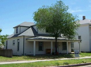 1004 Avenue A, Dodge City, KS 67801