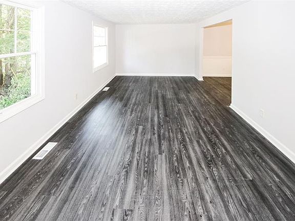 3rd image of 1014 Brockdell Ct