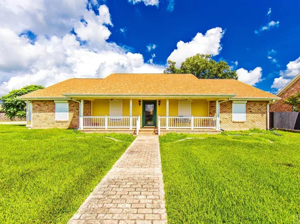 292 Sycamore St, Raceland, LA 70394