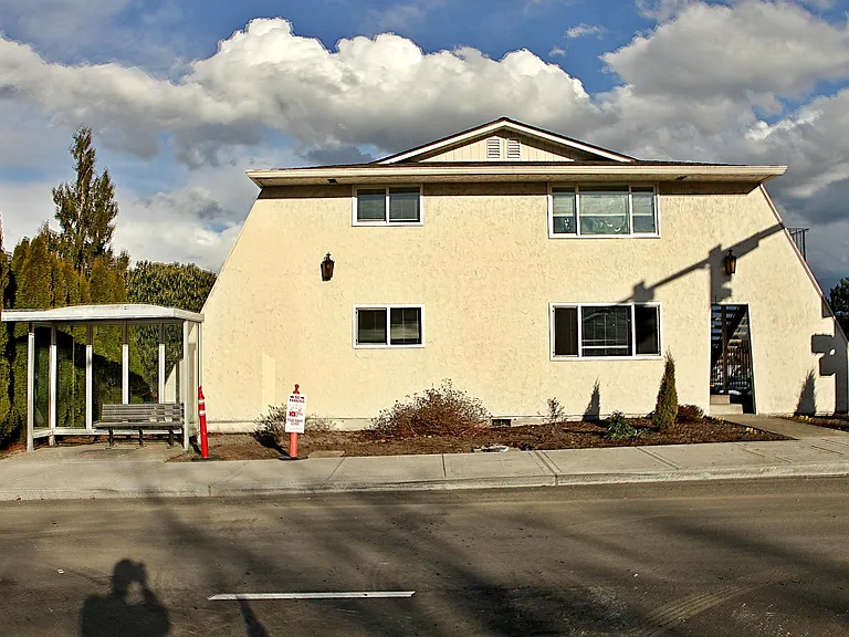 3829 Colby Ave #10 — Photo 11