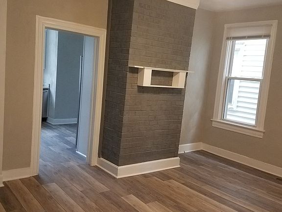 4th image of 1309 W 38th St