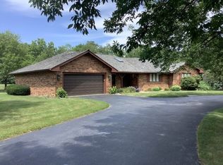 14344 N Dan Patch Ln, Libertyville, IL