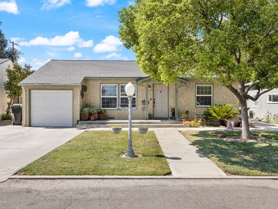 225 W Colonial Dr, Hanford, CA, 93230