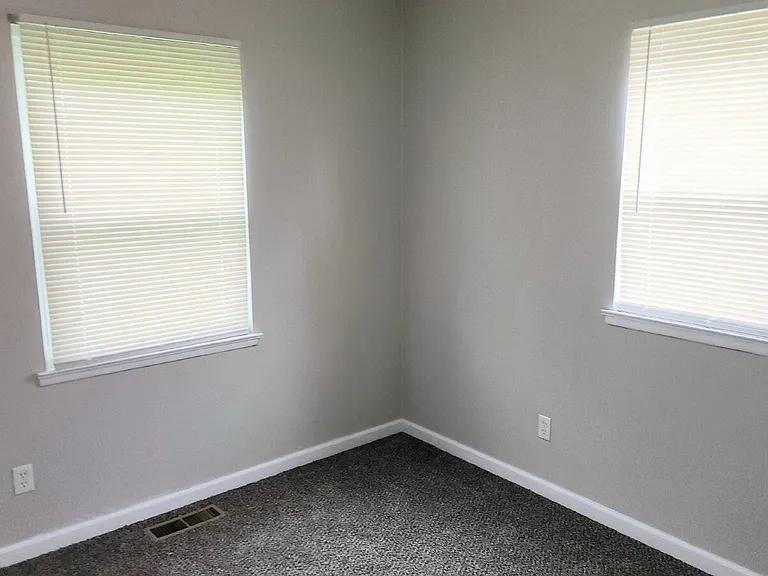 7323 Landi Ct — Photo 11