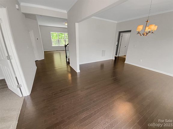 3rd image of 3825 Tea Royal Ct