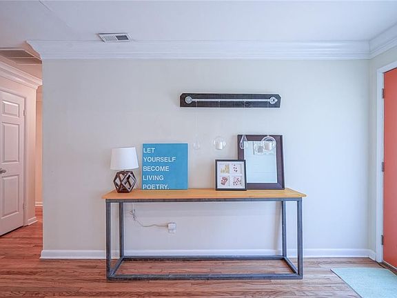 5th image of 5415 E Skyridge Dr