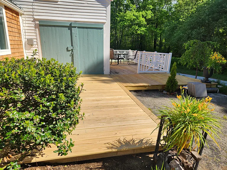 404 Sagamore Rd #2-03 — Photo 2