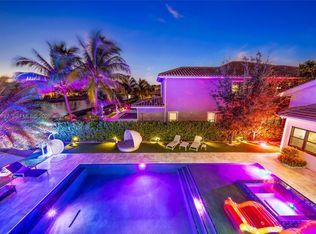 16849 Pierre Cir, Delray Beach, FL 33446