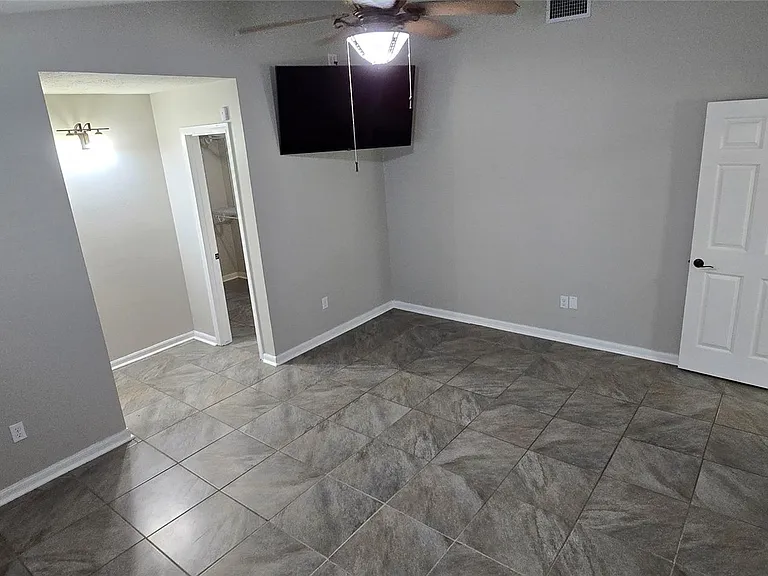 11507 Marrs Dr — Photo 18