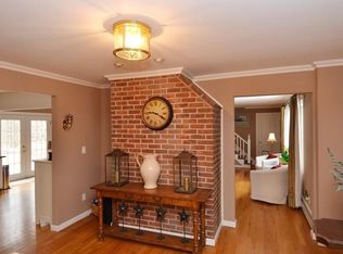 54 Forest Ln, Wilton, CT 06897