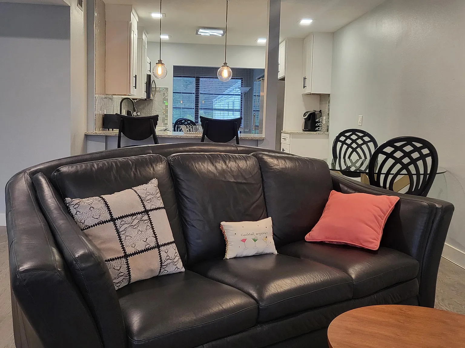 2471 Sumatran Way — Photo 4