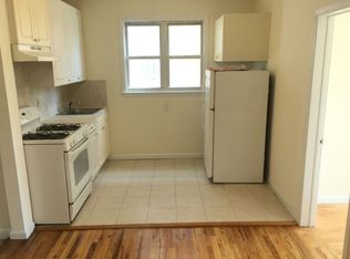 2386 24th St APT 2, Astoria, NY 11105
