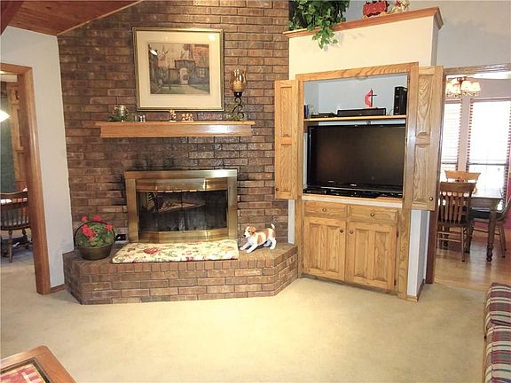 4th image of 6114 Kingswood Dr