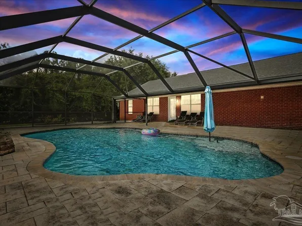 2011 Candlewood Dr, Navarre, FL 32566