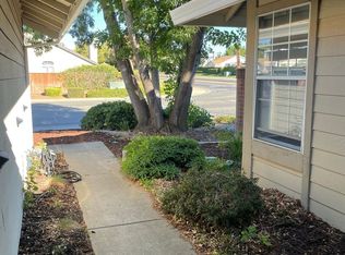 8068 Montevina Dr, Sacramento, CA 95829