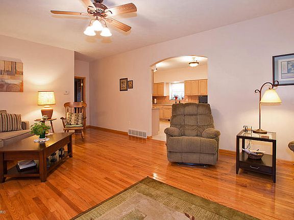 3rd image of 23534 N Uldriks Dr