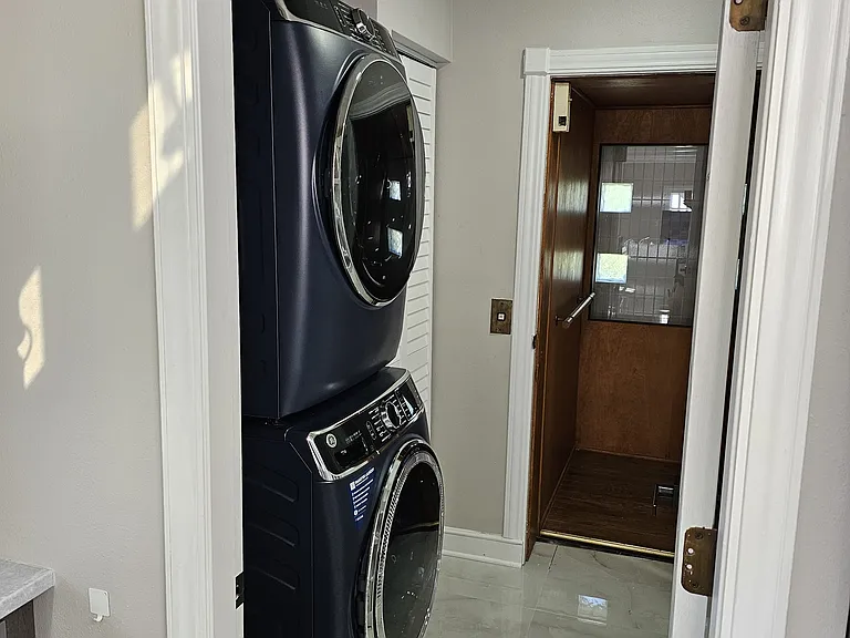 7106 Pelican Island Dr — Photo 32