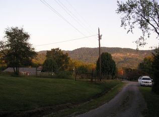 Indian Mountain Rd, Jellico, TN 37762