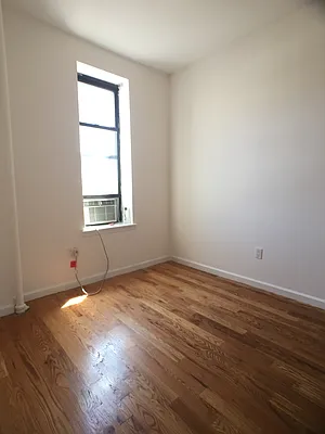 Rented by (Legacy) NY Quality Living Uptown | media 10