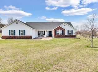 811 Hampel Rd, Moscow Mills, MO 63362