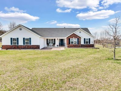 811 Hampel Rd, Moscow Mills, MO, 63362