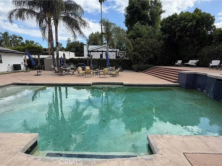 5855 Shirley Ave — Photo 38