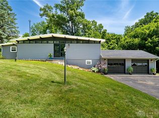 1100 Spruce Dr, Springfield, OH 45504